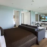 Hotel 7800